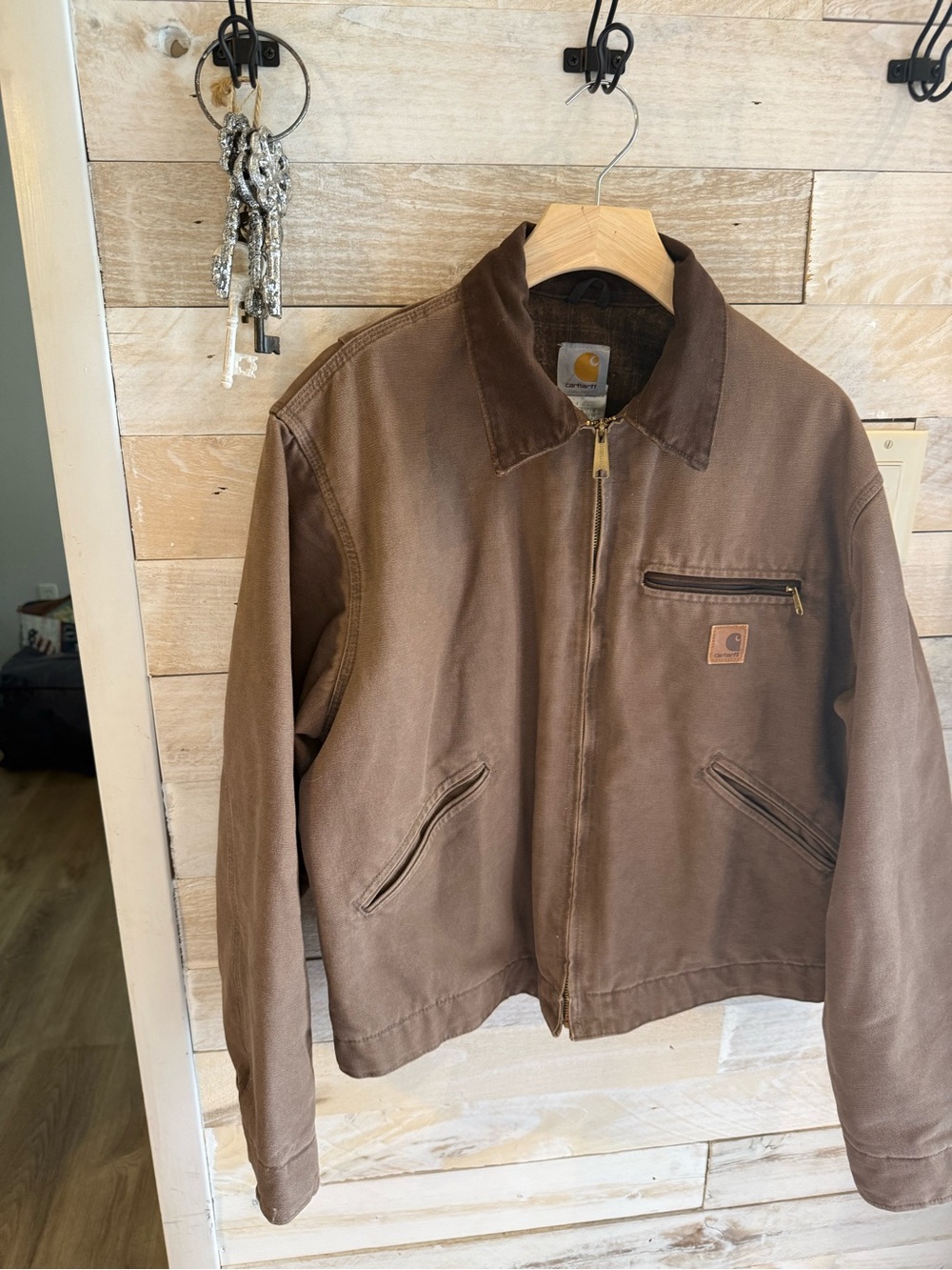 Vintage 2011 Carhartt J97 FWD Firewood
Sandstone Detroit Jacket Size LARGE